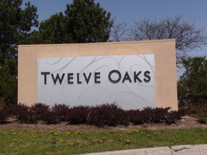 Novi Michigan Twelve Oaks Sign
